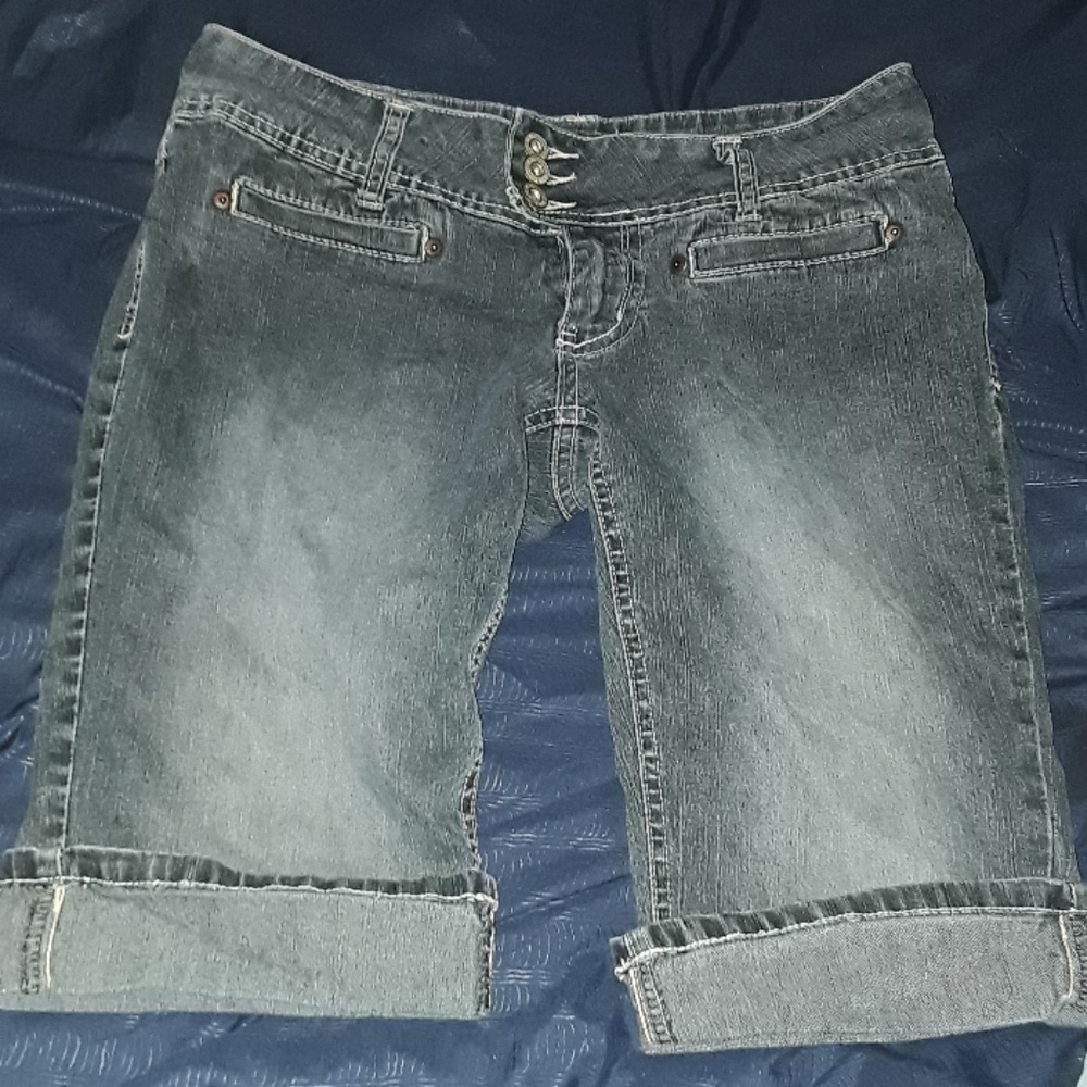 Stretchy Jean Bermuda Shorts Size 11